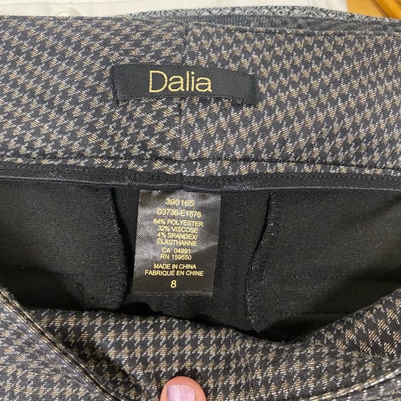 Dalia trousers - Picture 2 of 3